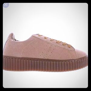 NWOT Taupe Platform Sneakers